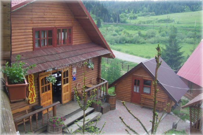 Boykivskiy Dvir Hotel Yasenitsa Zamkova Buitenkant foto